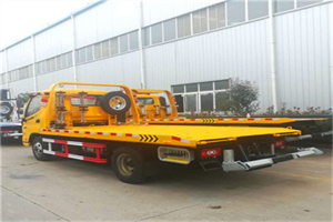 乌审旗附近拖车救援搭电